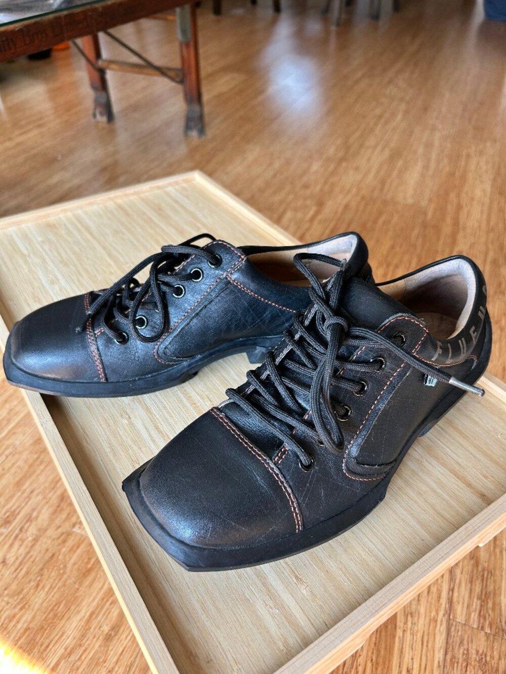John Fluevog Future Angel Will Gibson Shoe Men's 7 Black w/ Orange Stitching